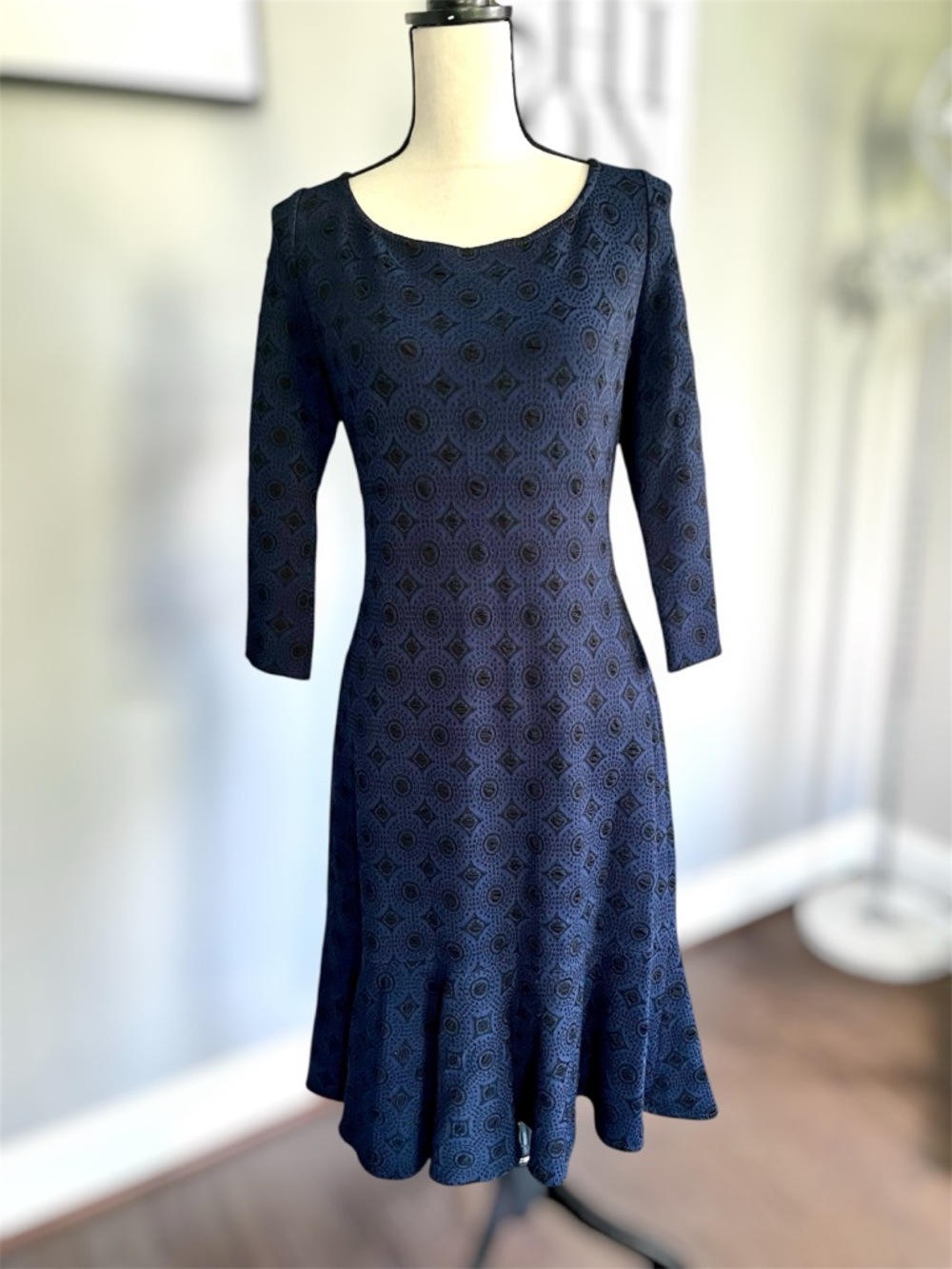 St. John Black Label Trumpet Hemline Dress - Picture 2 of 10